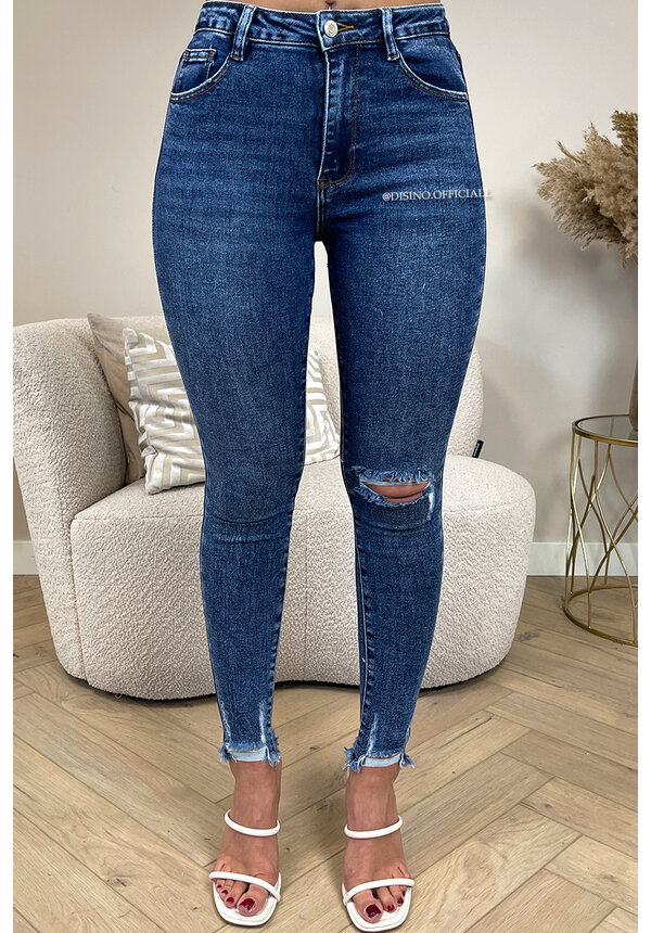 LAULIA - BLUE - EXTRA HIGH WAIST SKINNY JEANS  - 520