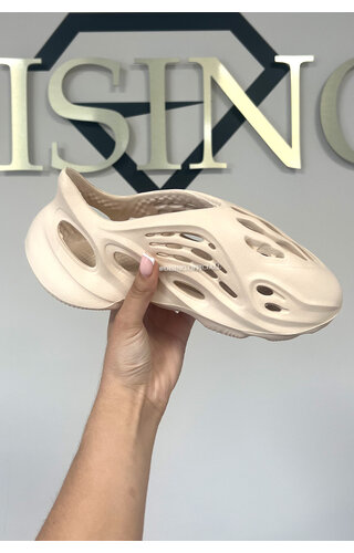 BEIGE - 'FOAM RUNNER' - INSPIRED SHOES BEIGE - 'FOAM RUNNER' - INSPIRED SHOES