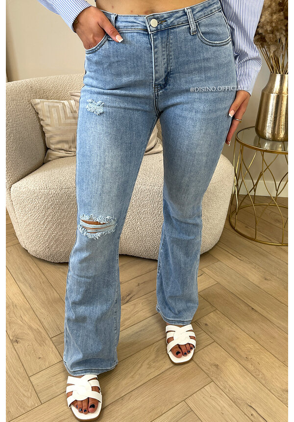 BLUE - 'JENNA' - SUPER STRETCH RIPPED FLARED JEANS