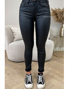 QUEEN HEARTS JEANS - COATED BLACK - PERFECT SKINNY ROLL UP - 9310