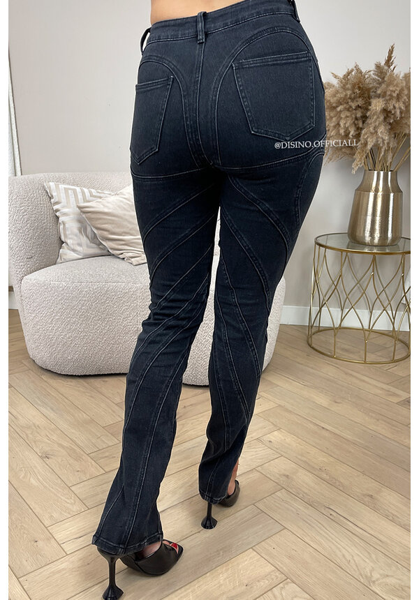 BLACK - 'VALENTINA JEANS' - PREMIUM QUALITY MUG INSPIRED SKINNY JEANS