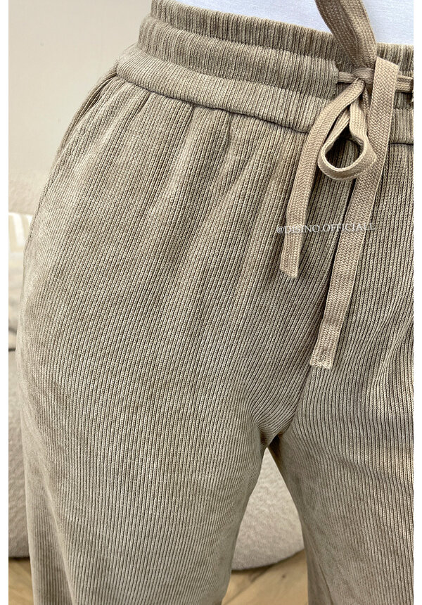 BEIGE - 'CARIANN' - VELOURS PREMIUM QUALITY RIBBED JOGGERS