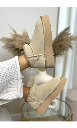 BEIGE - 'REAL LEATHER UGGIES' - HIGH PLATEAU INSPIRED BOOTS