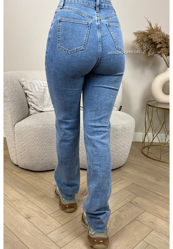 BLUE - 'BEVERLY' - EXTRA LONG SUPER STRETCH STRAIGHT LEG JEANS