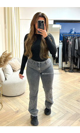 GREY - 'BEVERLY' - EXTRA LONG SUPER STRETCH STRAIGHT LEG JEANS