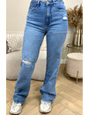 LIGHT BLUE - 'BERLIN' - SUPER STRETCH RIPPED KNEE BOYFRIEND JEANS - 1049