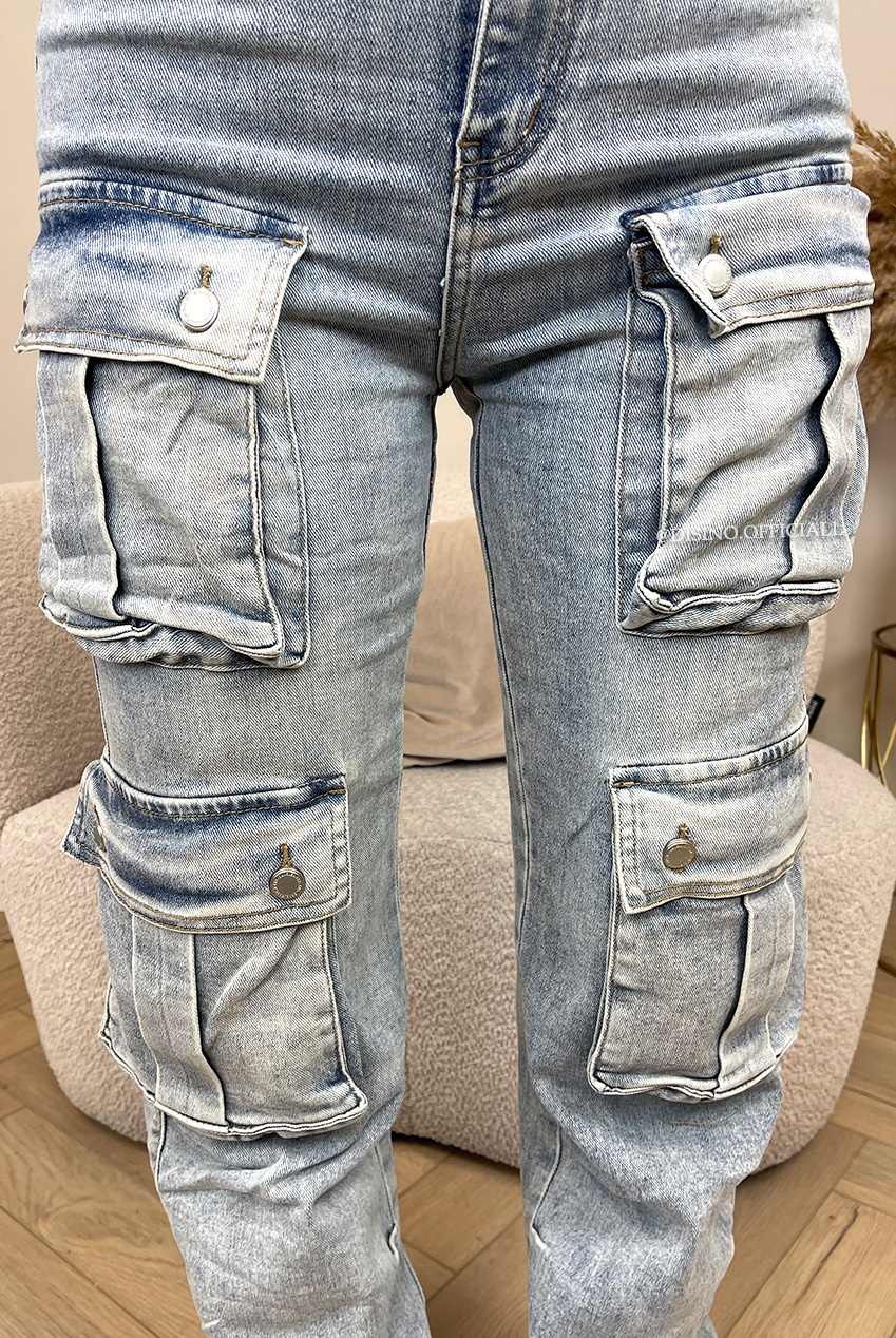 WHITEWASH BLUE - 'REESE JEANS' - SUPER STRETCH MULTIPOCKET CARGO JEANS -  DISINO - Fashion Boutique