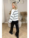 WHITE/BLACK - 'EMMA KNIT' - OVERSIZED ALL OVER HEARTS KNITTED SWEATER
