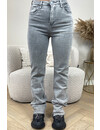 LIGHT GREY - 'BEVERLY' - EXTRA LONG SUPER STRETCH STRAIGHT LEG JEANS