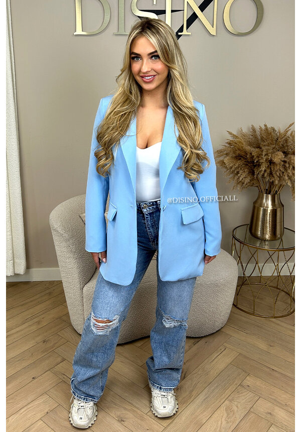 LIGHT BLUE - 'HAILEE' - OVERSIZED BOYFRIEND BLAZER