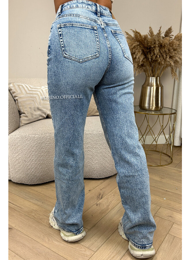 BLUE - 'OXFORD' - STRETCH WHITE WASHED WIDE LEG JEANS - 3327