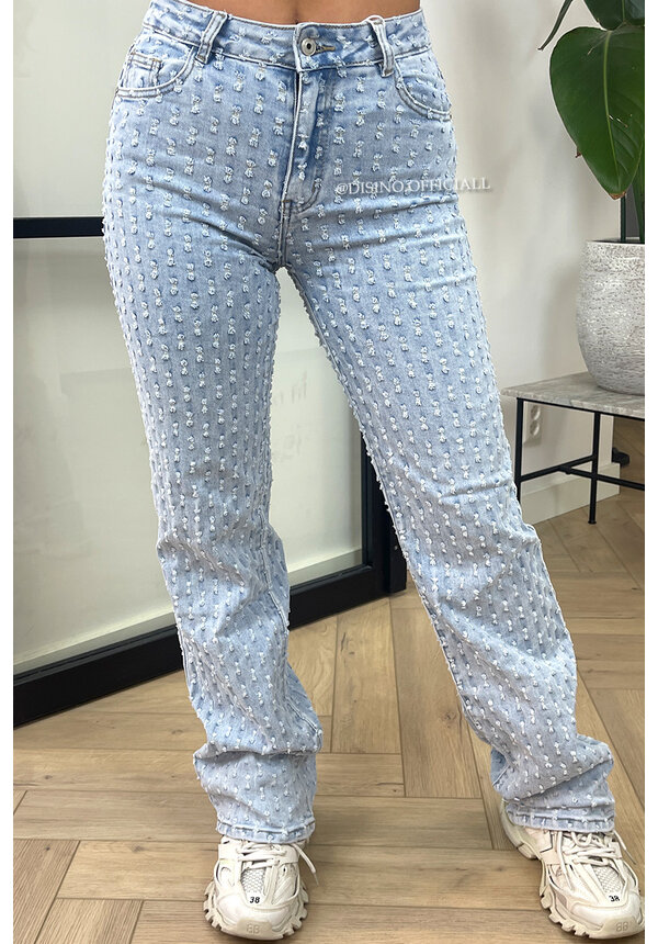LIGHT BLUE - 'WHITNEY JEANS' - SUPER STRETCH INSPIRED RELIEF  STRAIGHT LEG JEANS