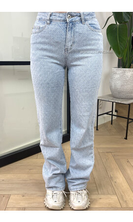 LIGHT BLUE - 'RILEY JEANS' - SUPER STRETCH INSPIRED RELIEF  STRAIGHT LEG JEANS