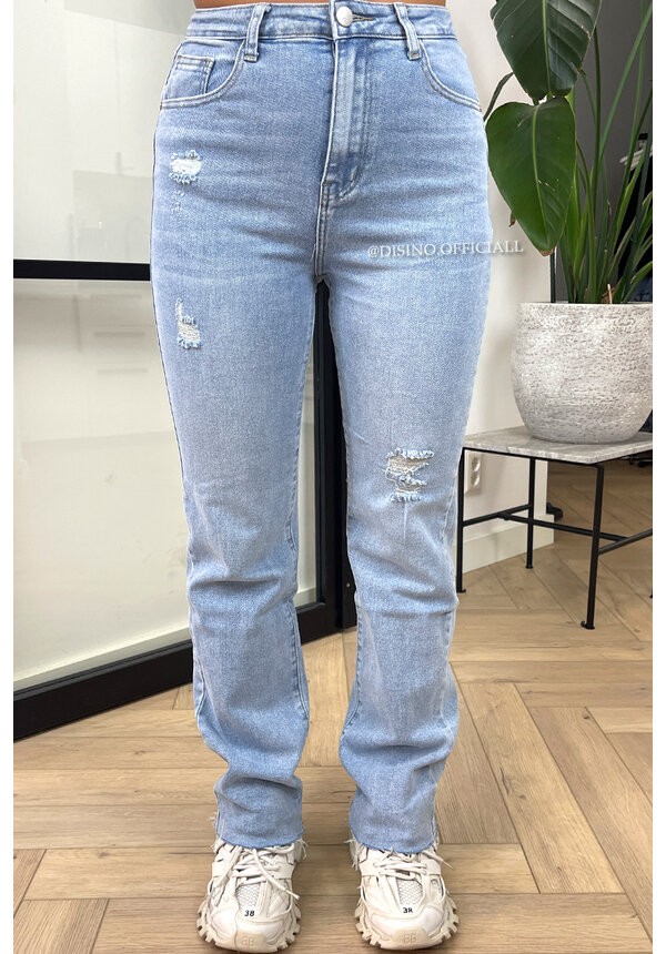 LIGHT BLUE - 'SYDNEY' - EXTRA LONG SUPER STRETCH STRAIGHT LEG JEANS