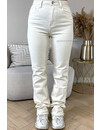 ECRU - 'BEVERLY' - EXTRA LONG SUPER STRETCH STRAIGHT LEG JEANS