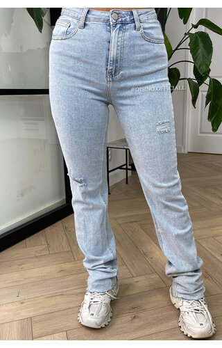 LIGHT BLUE - 'MONACO' - EXTRA LONG SUPER STRETCH STRAIGHT LEG JEANS 