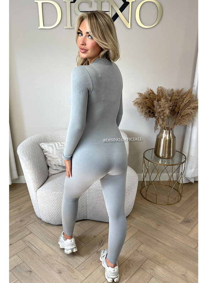 LIGHT GREY - 'TYRA' - SUPER SHAPING RIBBED ZIPPER SEAMLESS JUMPSUIT