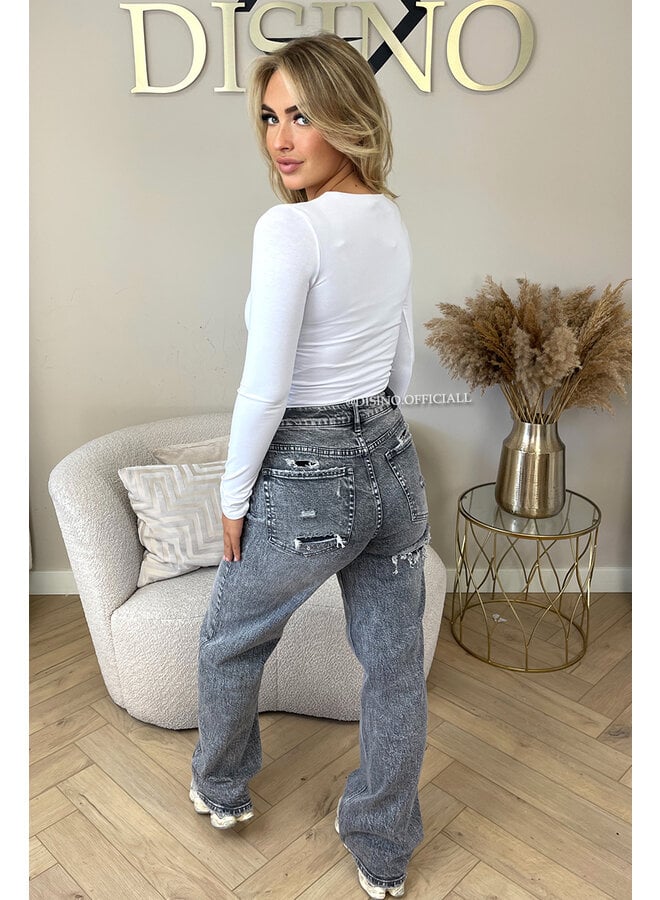 WHITE - 'JACKY LONGSLEEVE' - DOUBLE LAYERED BASIC TOP
