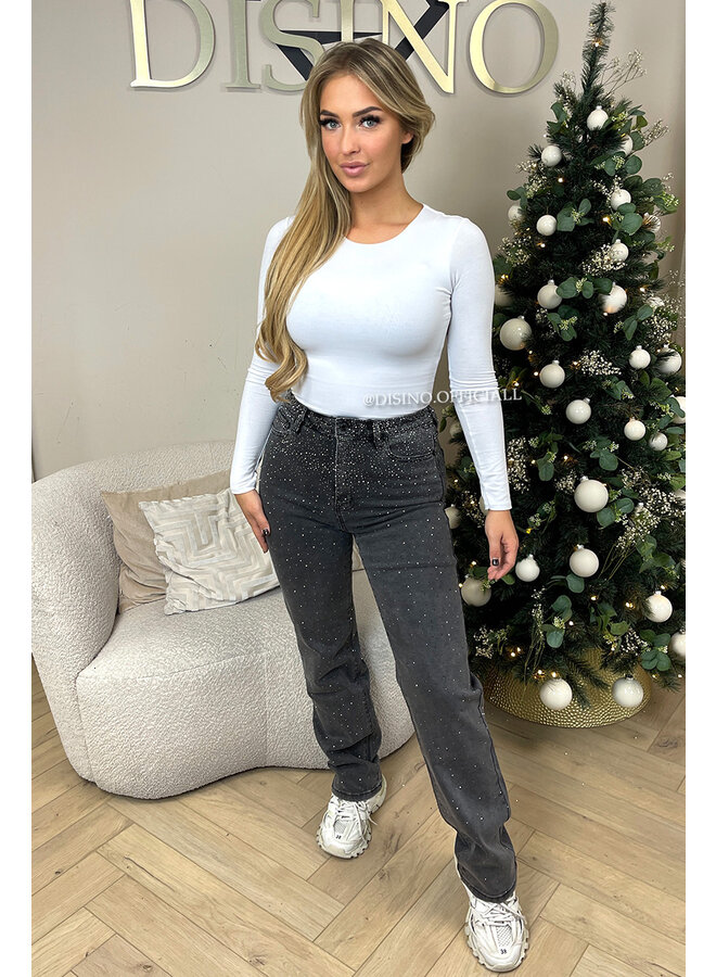 WHITE - 'JACKY LONGSLEEVE' - DOUBLE LAYERED BASIC TOP