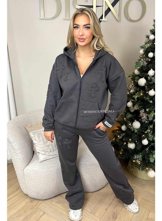 GREY - 'CROSS PATCHES TRACKSUIT' - PREMIUM QUALITY ZIPPER VEST + JOGGER SET