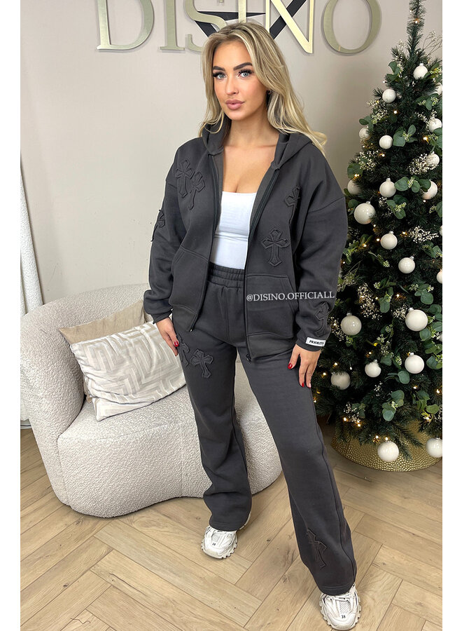 GREY - 'CROSS PATCHES TRACKSUIT' - PREMIUM QUALITY ZIPPER VEST + JOGGER SET