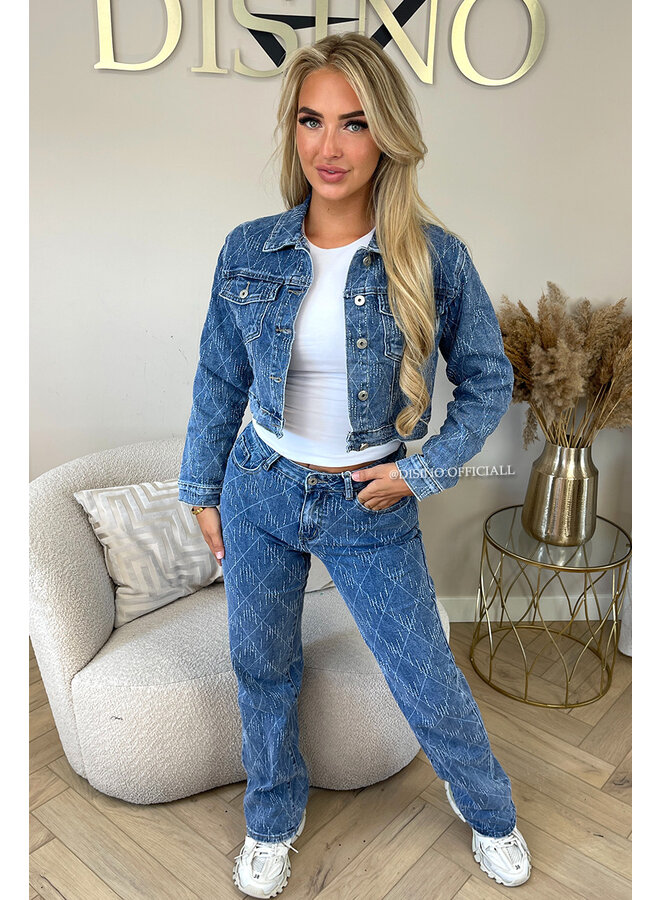 BLUE - 'AUDREY JACKET' - CROPPED RELIEF DENIM JACKET