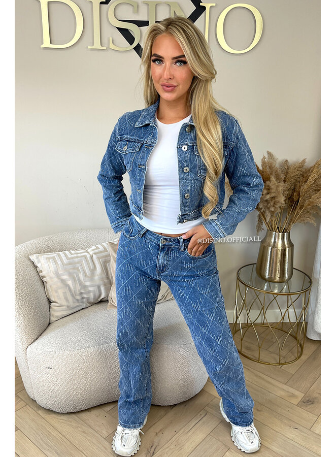 BLUE - 'AUDREY JACKET' - CROPPED RELIEF DENIM JACKET