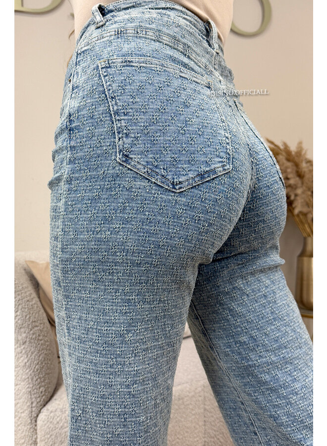VINTAGE BLUE - 'RILEY JEANS' - SUPER STRETCH INSPIRED RELIEF  WIDE LEG JEANS