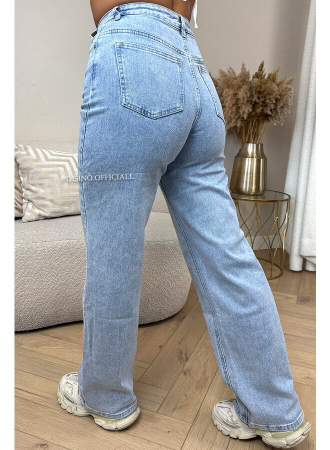 LIGHT BLUE - 'JOYA JEANS' - CROSS WAIST SUPER STRETCH STRAIGHT LEG JEANS
