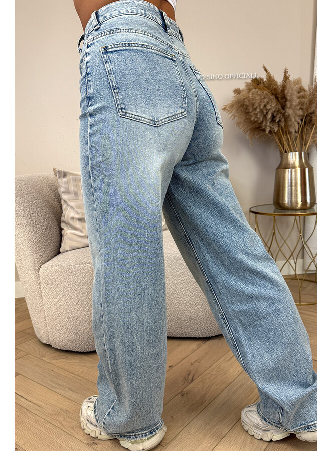 BLUE - 'AUSTIN JEANS' - STRETCH VIRAL ASYMMETRIC WIDE LEG JEANS