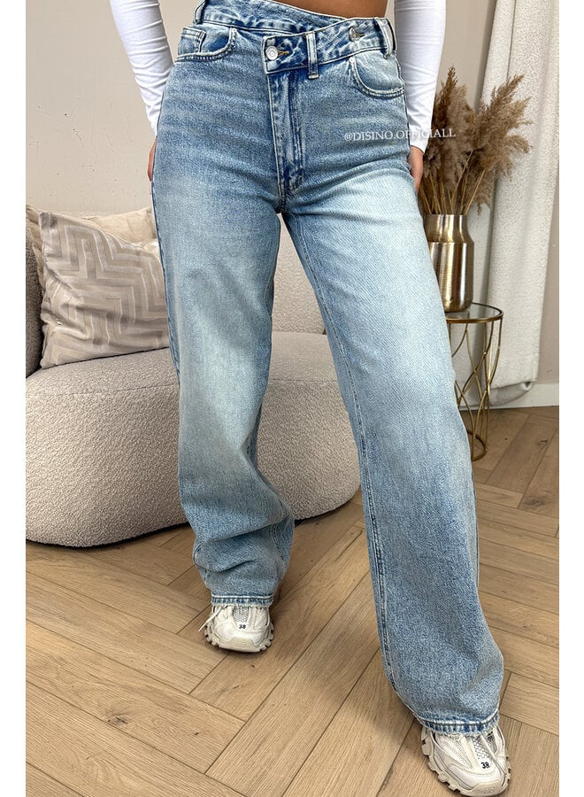 BLUE - 'AUSTIN JEANS' - STRETCH VIRAL ASYMMETRIC WIDE LEG JEANS