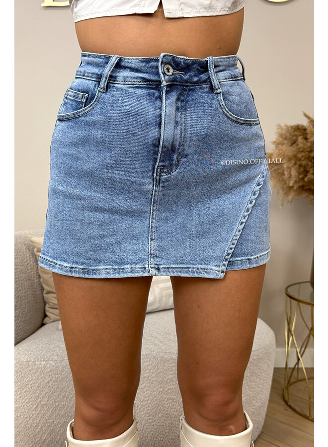 BLUE - 'KYLIE SKORT' - SUPER STRETCH DENIM SKORT (SKIRTLOOK WITH SHORTS)
