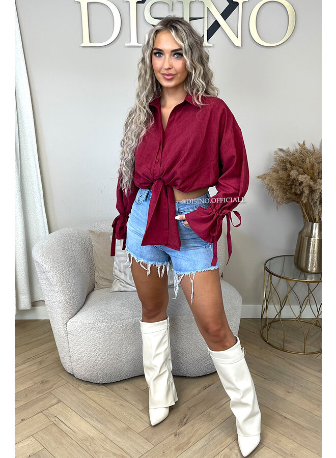 BLUE - 'ROXI SHORT' - STRETCH RIPPED DENIM SHORT - 072