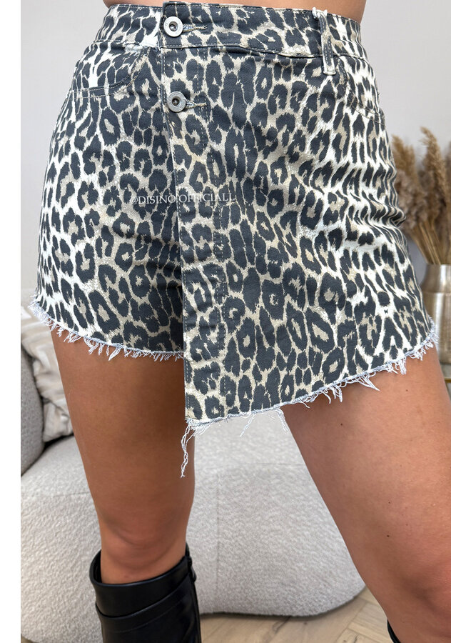 LEO - 'MAXIME V2 SKORT' - SUPER STRETCH DENIM SKORT