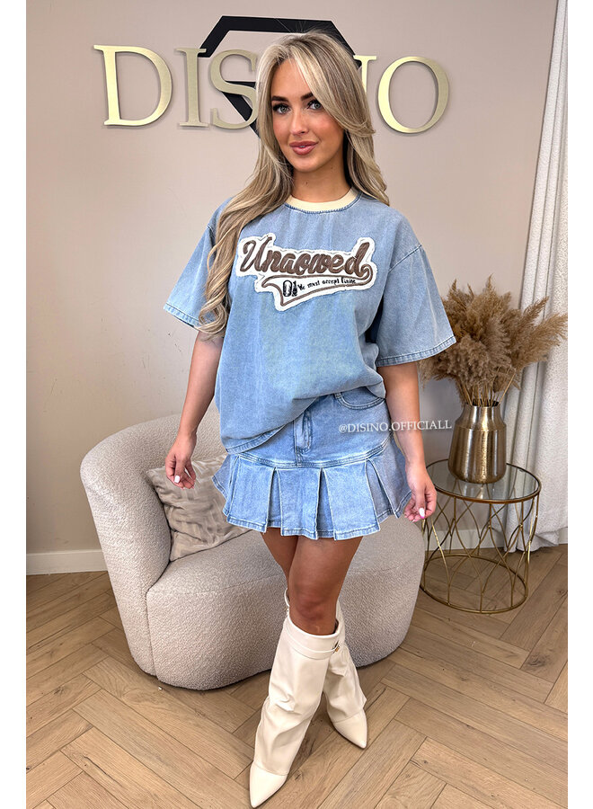 LIGHT BLUE - 'JUNE SKORT' - PLISSÉ STRETCH DENIM SKORT