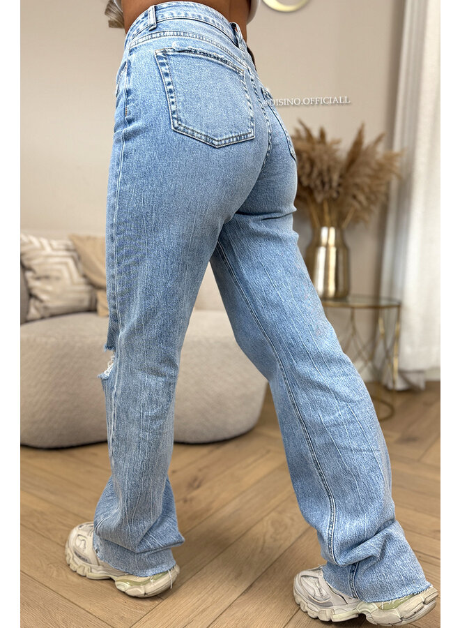 LIGHT BLUE - 'DISINO JEANS' - STRETCH EXTRA LONG RIPPED KNEE WIDE LEG JEANS