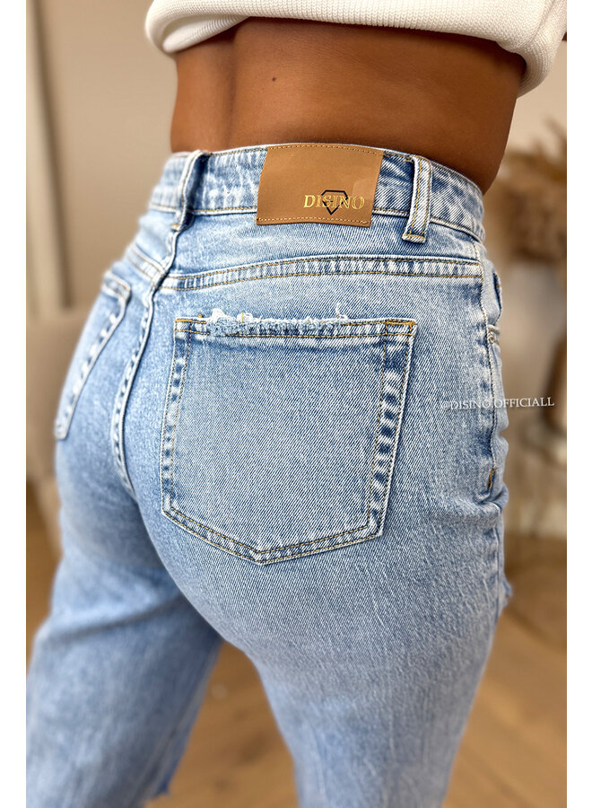 LIGHT BLUE - 'DISINO JEANS' - STRETCH EXTRA LONG RIPPED KNEE WIDE LEG JEANS