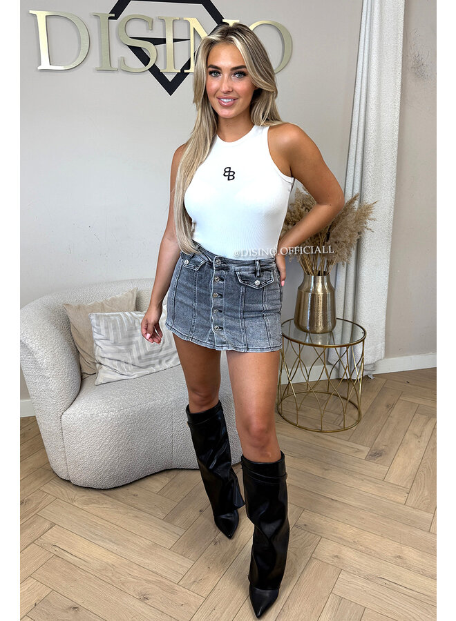 GREY - 'NINA SKORT' - SUPER STRETCH DENIM SKORT