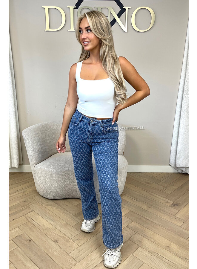 BLUE - 'ASHLEY JEANS' - SUPER STRETCH INSPIRED RELIEF  STRAIGHT LEG JEANS