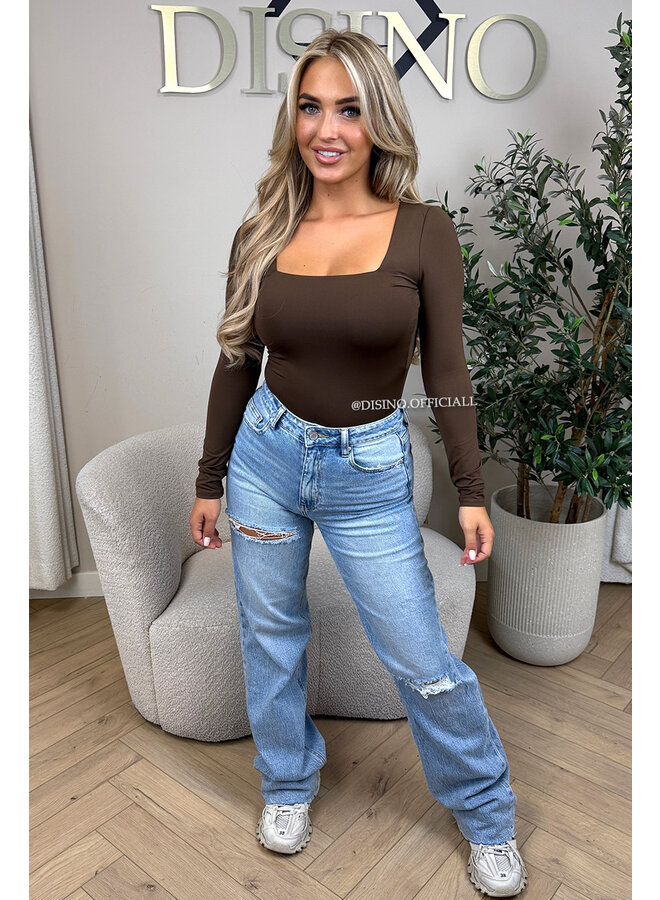 CHOCO - 'NICOLE SQUARE' - PERFECT FIT LONG SLEEVE TOP