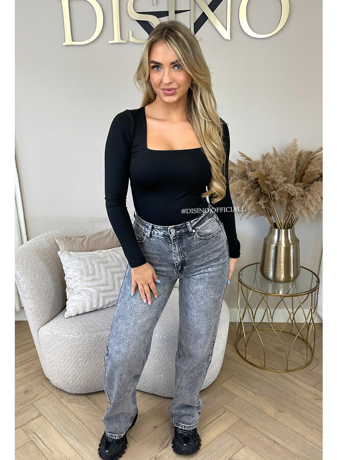 BLACK - 'NICOLE SQUARE' - PERFECT FIT LONG SLEEVE TOP