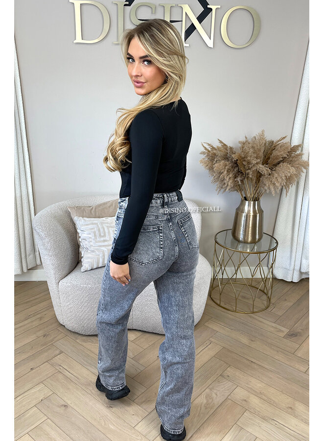 BLACK - 'NICOLE SQUARE' - PERFECT FIT LONG SLEEVE TOP