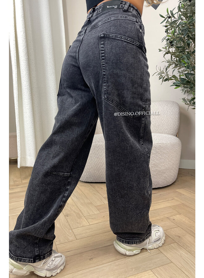 BLACK - 'BALLOON CARGO JEANS' - STRETCH VIRAL BALLOON LEG JEANS