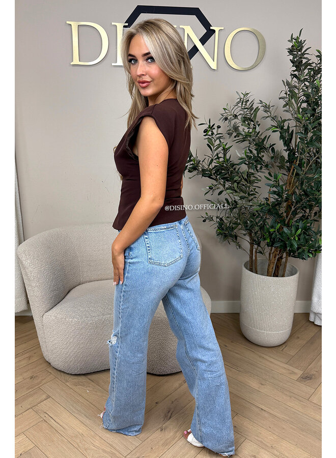 CHOCO - 'SORAYA TOP' - TAILORED GILET TOP