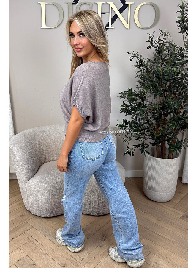 TAUPE - 'NIYA KNIT' - SUPER SOFT SHORT SLEEVE KNIT