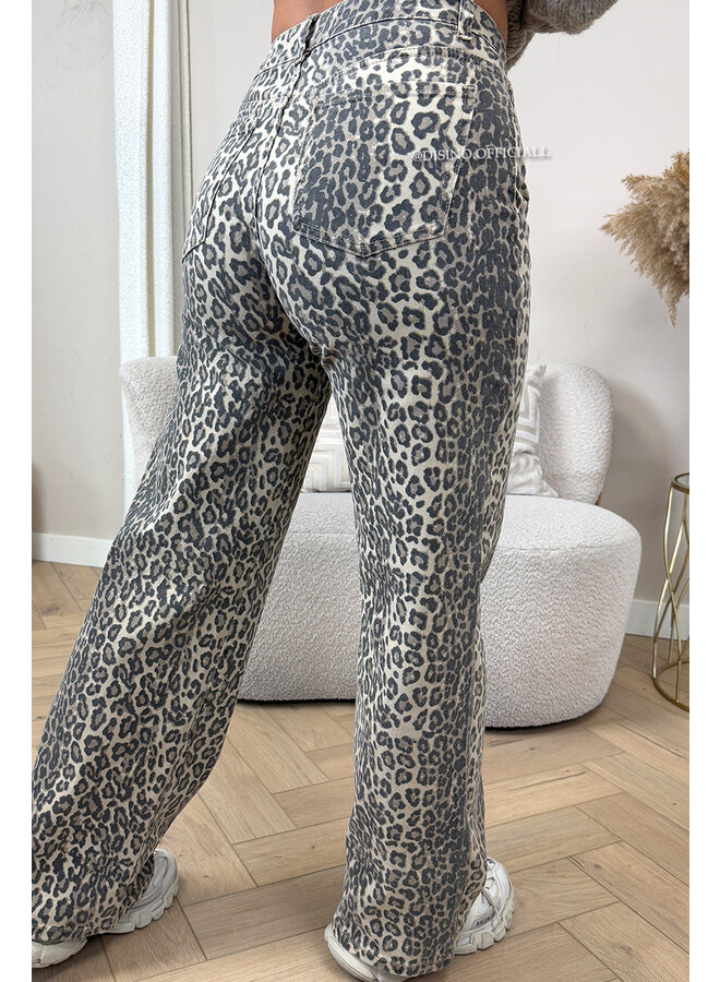 BEIGE - 'LEO MAXIME JEANS' - SUPER STRETCH WIDE LEG JEANS [REGULAR]