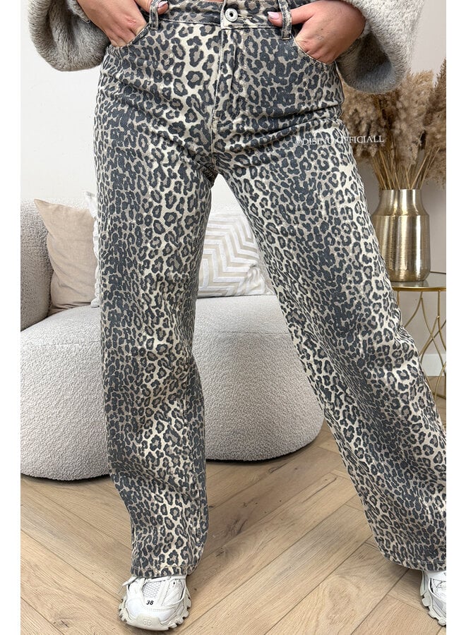 BEIGE - 'LEO MAXIME JEANS' - SUPER STRETCH WIDE LEG JEANS [REGULAR]