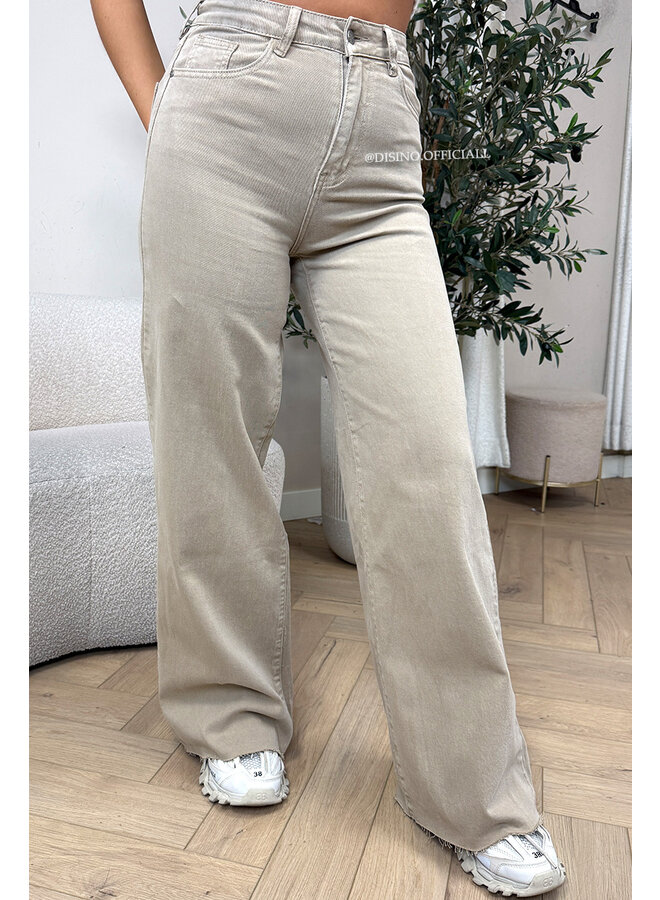 BEIGE - 'CAÏRO JEANS' - SUPER STRETCH HIGH WAIST WIDE LEG JEANS
