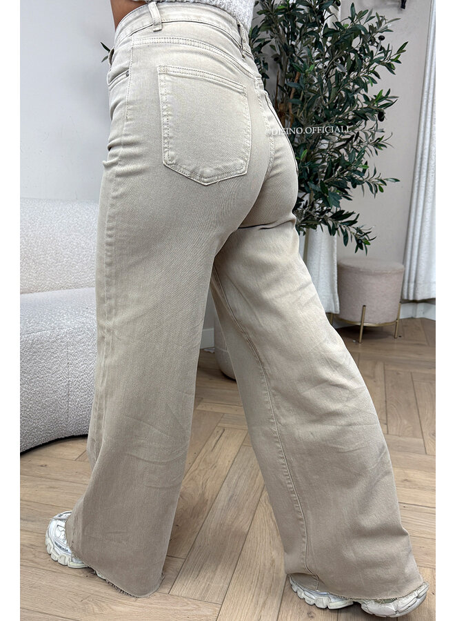BEIGE - 'CAÏRO JEANS' - SUPER STRETCH HIGH WAIST WIDE LEG JEANS