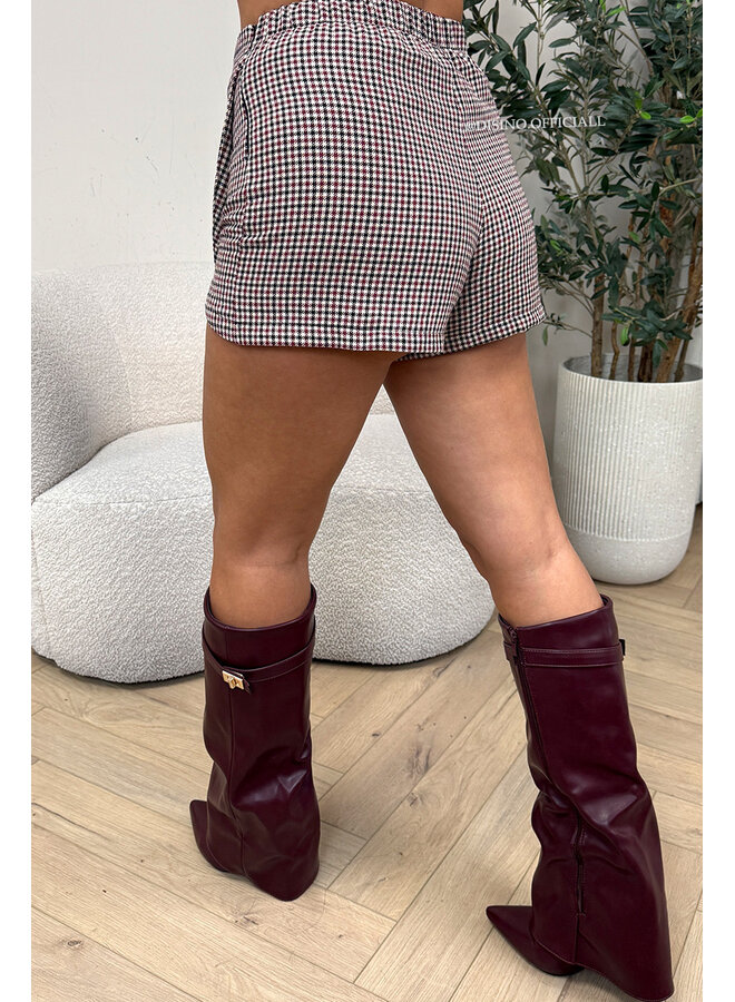 BORDEAUX - 'BRENDA SKORT' - INSPIRED CHECKED SKORT